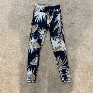 Alala printed ankle leggings